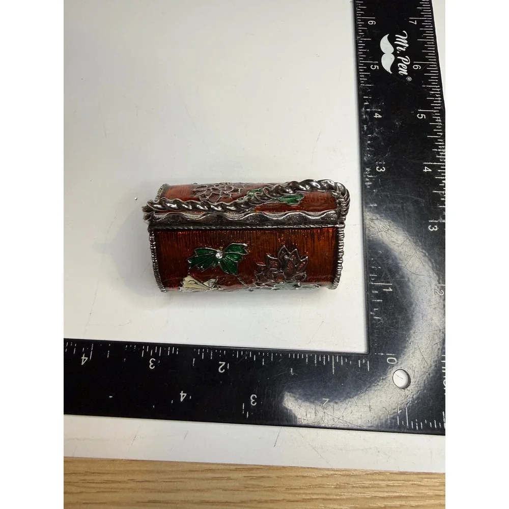 N/A miniature trinket